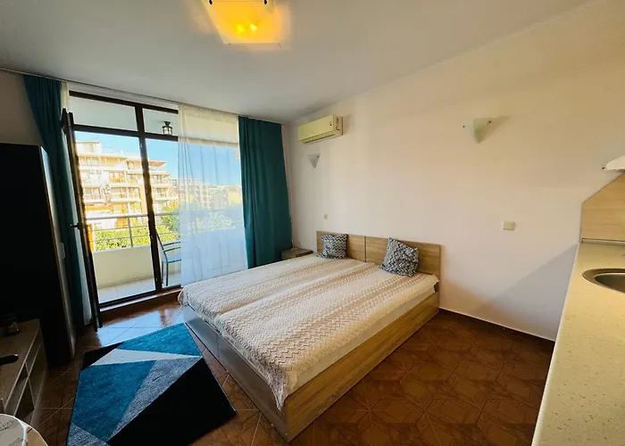 Saint Elena Complex 47 Lägenhet Slăntjev Brjag